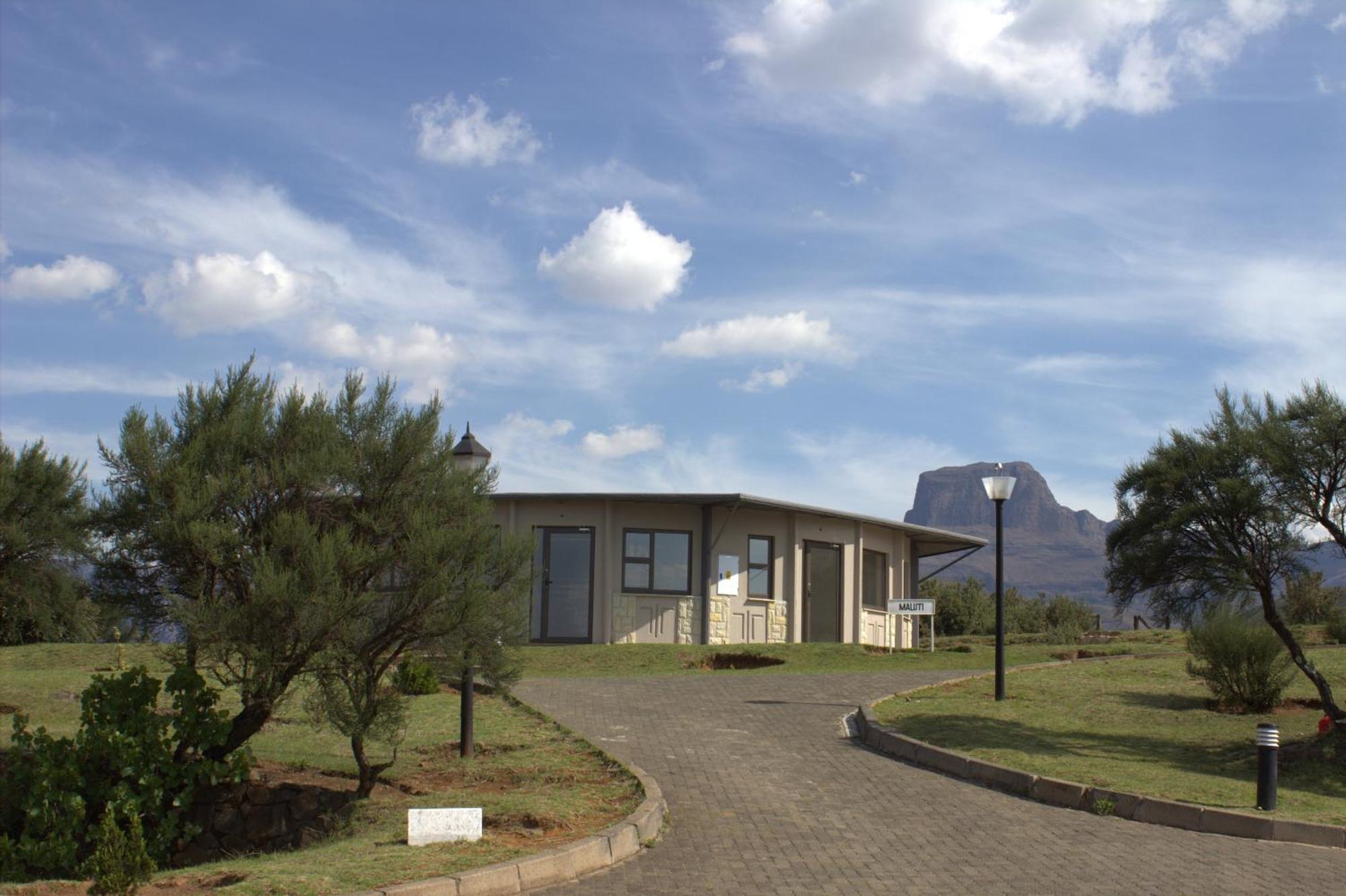 Witsieshoek Mountain Lodge Phuthaditjhaba Bagian luar foto